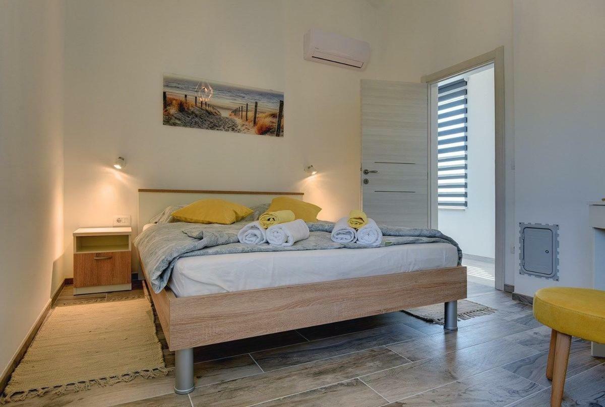 Villa Sunny Home Воднян Екстериор снимка