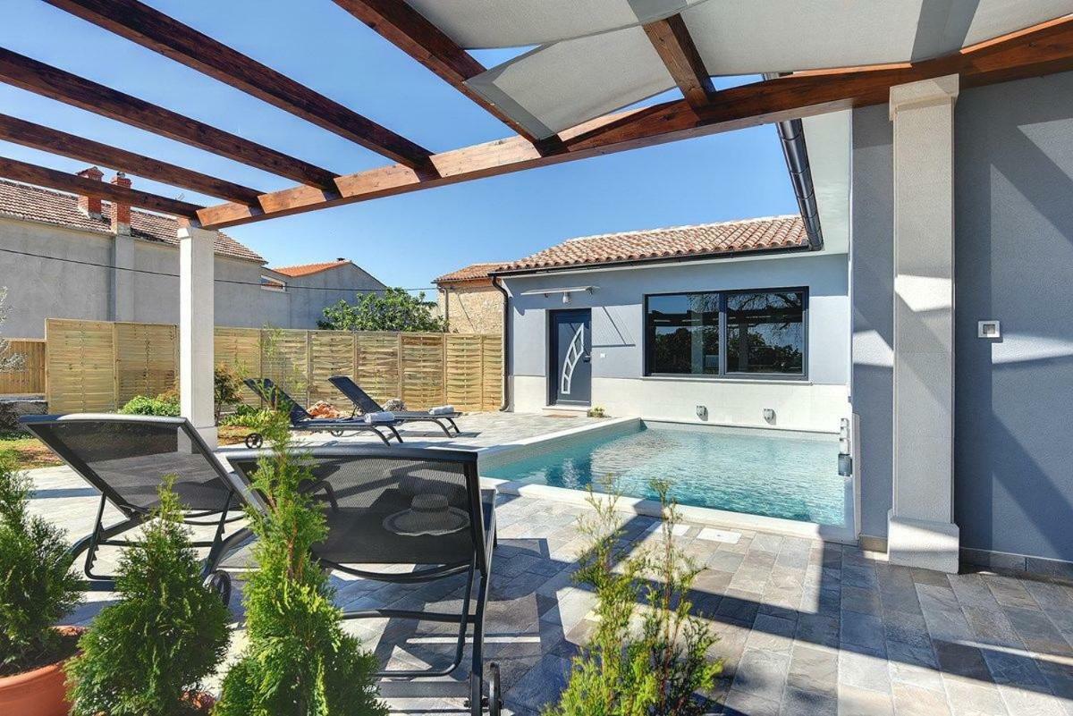 Villa Sunny Home Воднян Екстериор снимка